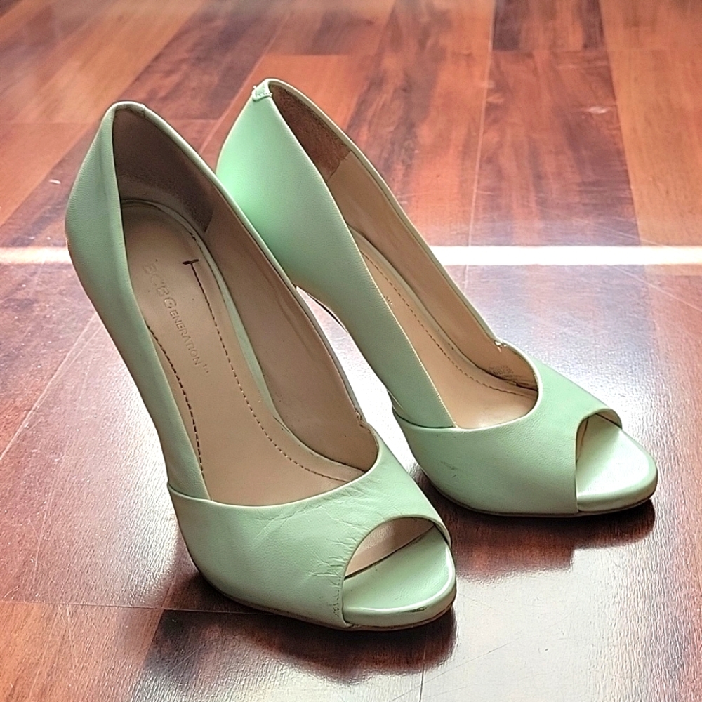 BCBG Generation peep toe pumps